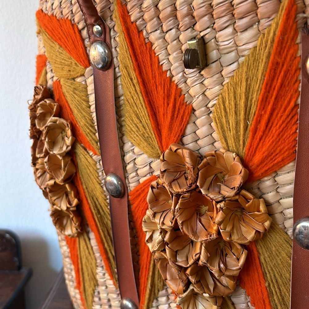 Handcrafted Floral Woven Tote Bag Vintage Orange and tan - Picture 11 of 11